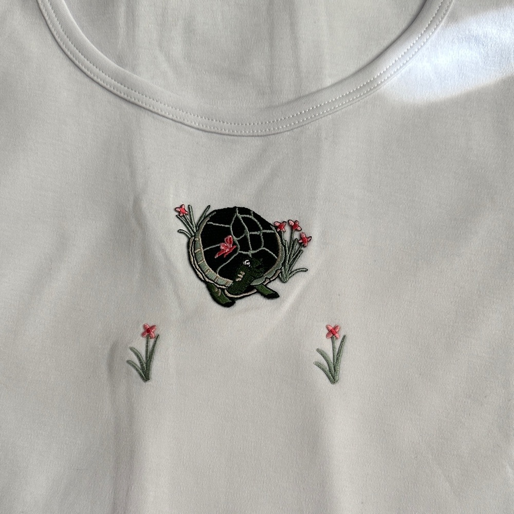 Adorable Turtle Motif Green and White Button Down Shirt and Sleeveless Top - Picture 2 of 5